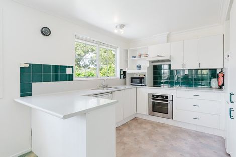 Photo of property in 17 Sandalwood Drive, Dinsdale, Hamilton, 3204