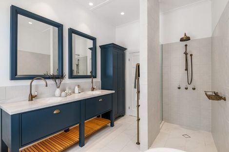 Photo of property in 7a North Avenue, Narrow Neck, Auckland, 0624