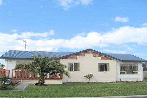 Photo of property in 41 Kane Road, Papamoa Beach, Papamoa, 3118