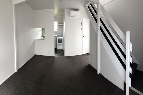 Photo of property in 133f1 Queens Drive, Lyall Bay, Wellington, 6022