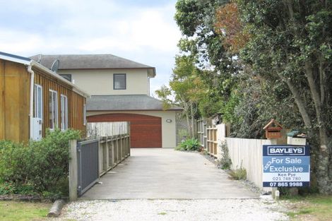 Photo of property in 144a Kiwi Road, Whangamata, 3620