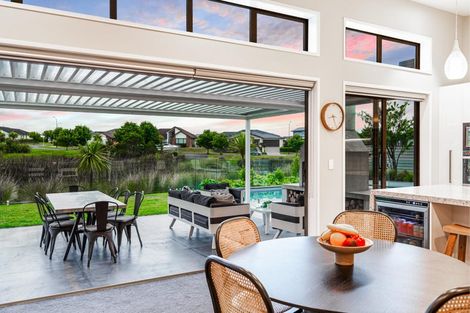 Photo of property in 3 Nikau Way, Riverhead, 0820