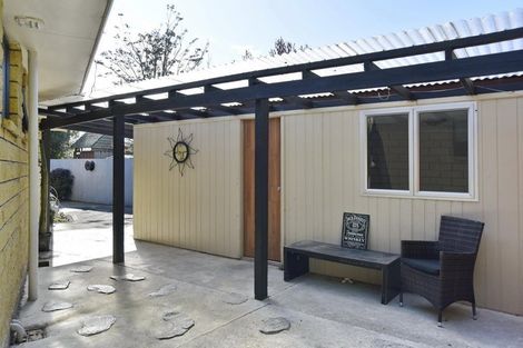 Photo of property in 13 Newnham Street, Rangiora, 7400