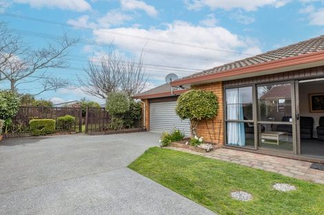 Photo of property in 115 Hawthornden Road, Avonhead, Christchurch, 8042