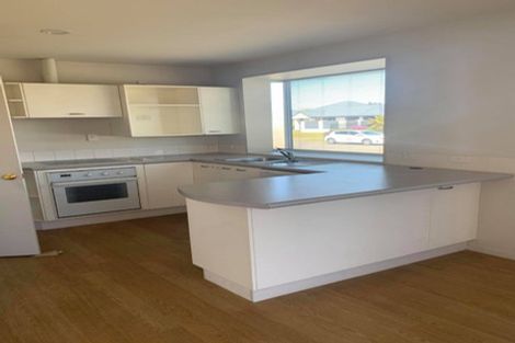 Photo of property in 1/32 Anglesea Avenue, Parklands, Christchurch, 8083