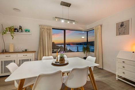 Photo of property in 50 Molyneux Close, Whitby, Porirua, 5024