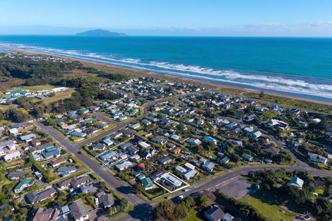 Photo of property in 45a Tasman Road, Otaki Beach, Otaki, 5512