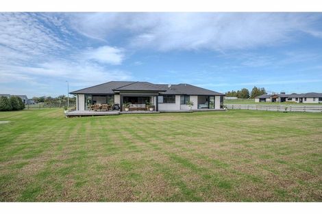 Photo of property in 11 The Lakes Drive, Kerikeri, 0230