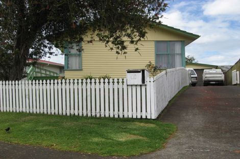 Photo of property in 61 Friesian Drive, Mangere, Auckland, 2022