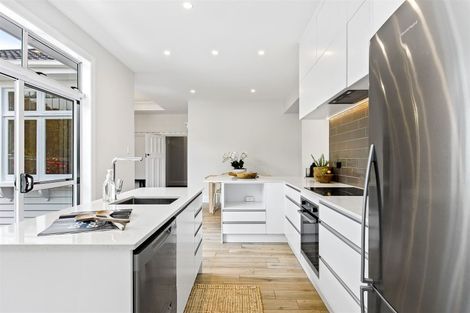 Photo of property in 126 Knowles Street, St Albans, Christchurch, 8052