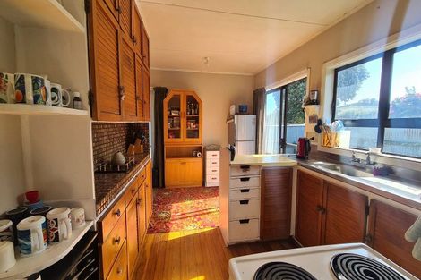 Photo of property in 3 Hickey Place, Opunake, 4616