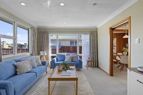 Photo of property in 46 Frensham Crescent, Woolston, Christchurch, 8062