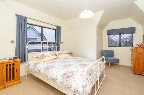 Photo of property in 35 Lachlan Drive, Dinsdale, Hamilton, 3204