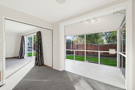 Photo of property in 10 Aztec Place, Redwood, Christchurch, 8051