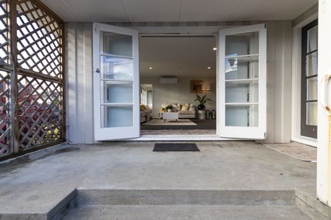 Photo of property in 2 Forth Terrace, Roslyn, Palmerston North, 4414