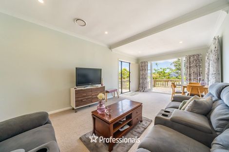 Photo of property in 24 Miromiro Road, Normandale, Lower Hutt, 5010