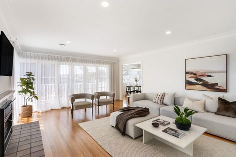 Photo of property in 1/10 Raines Avenue, Forrest Hill, Auckland, 0620