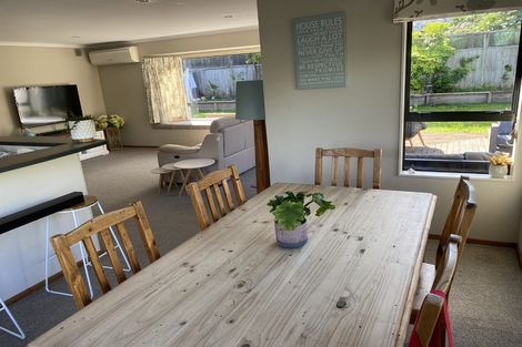 Photo of property in 22 Sunburst Court, Paraparaumu Beach, Paraparaumu, 5032