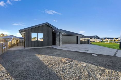 Photo of property in 52 Benn Street, Amberley, 7410