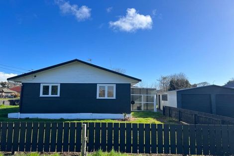 Photo of property in 73a Heathdale Crescent, Papakura, 2110