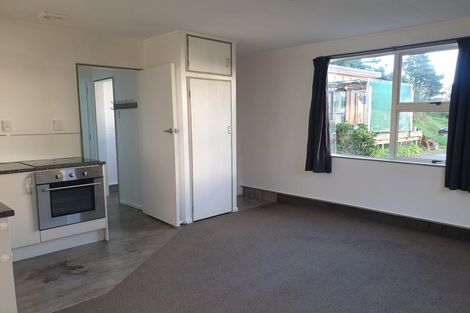 Photo of property in 124 Memorial Drive, Parahaki, Whangarei, 0112