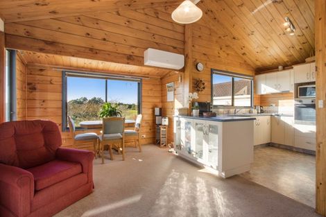Photo of property in 297 Kauri Point Road, Tahawai, Katikati, 3170