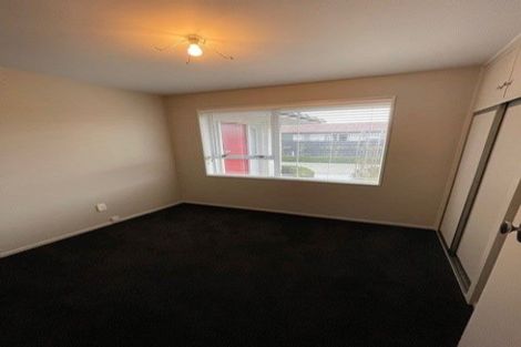 Photo of property in 5 Valecrest Avenue, Parklands, Christchurch, 8083