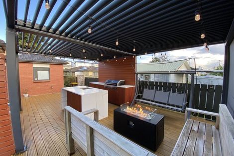 Photo of property in 49d Cambridge Terrace, Papatoetoe, Auckland, 2025