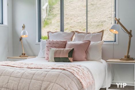 Photo of property in 28 Cheetwood Street, Churton Park, Wellington, 6037