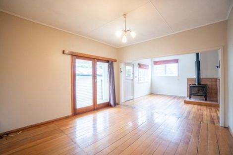 Photo of property in 26 Chelwood Street, Takaro, Palmerston North, 4412