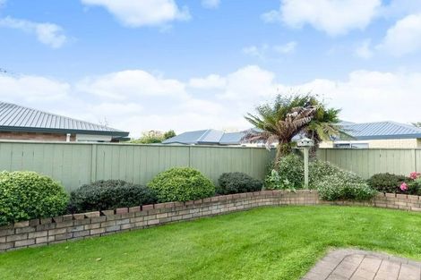 Photo of property in 8 Admiral Crescent, Flagstaff, Hamilton, 3210