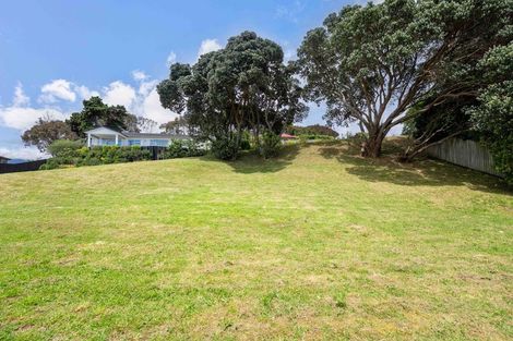 Photo of property in 7 Fairway Oaks Drive, Waikanae Beach, Waikanae, 5036