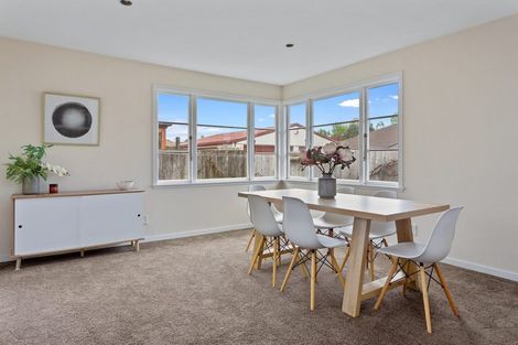 Photo of property in 180 Avonhead Road, Avonhead, Christchurch, 8042