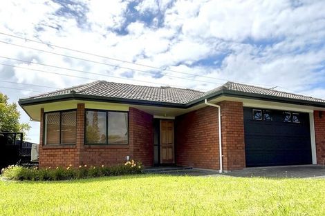 Photo of property in 20 Jade Court, Rosedale, Auckland, 0632