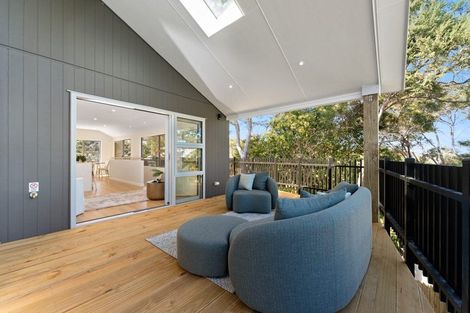 Photo of property in 47 Chamberlain Road, Massey, Auckland, 0614