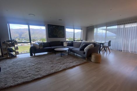 Photo of property in 50 Kings Drive, Wanaka, 9305