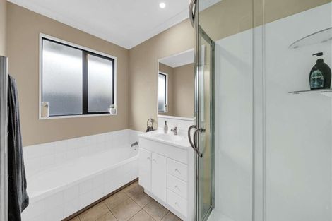 Photo of property in 100 Courtenay Drive, Kaiapoi, 7630