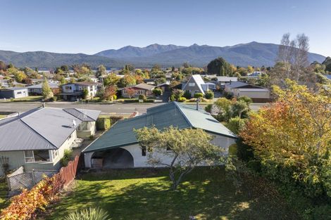 Photo of property in 108 Quintin Drive, Te Anau, 9600