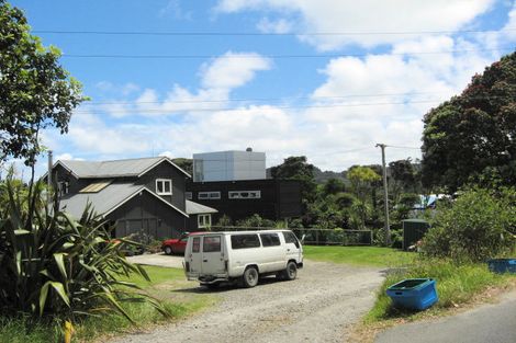 Photo of property in 66 Domain Crescent, Muriwai, Waimauku, 0881