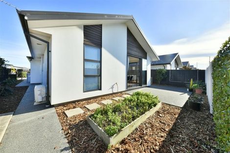 Photo of property in 33 Skyhawk Road, Wigram, Christchurch, 8042