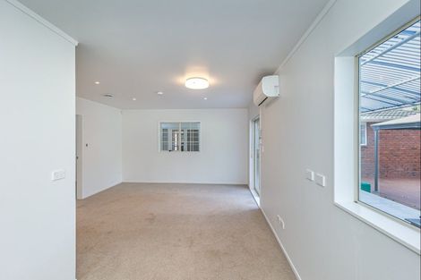 Photo of property in 84 The Avenue, Levin, 5510