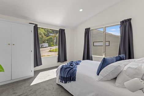 Photo of property in 32 Dart Place, Fernhill, Queenstown, 9300
