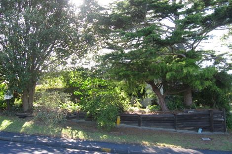 Photo of property in 22 Lydia Avenue, Northcote, Auckland, 0627
