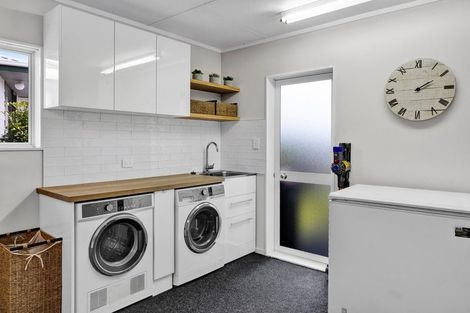 Photo of property in 33 Tawa Street, Hawera, 4610