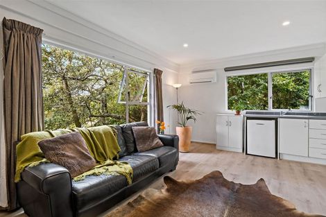 Photo of property in 2/4 Helvetia Drive, Browns Bay, Auckland, 0630