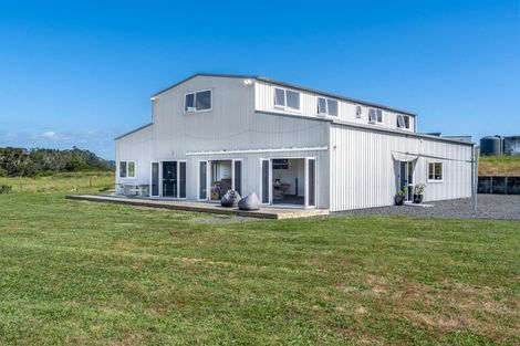 Photo of property in 141 Wades Road, Whitford, Howick, 2571