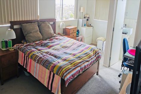 Photo of property in 4 Liscooly Place, Flat Bush, Auckland, 2019