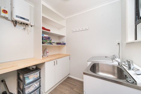 Photo of property in 14 Pitama Road, Awapuni, Palmerston North, 4412