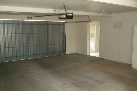 Photo of property in 2/2 Busby Place, Havelock North, 4130