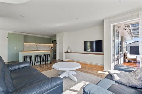 Photo of property in 8 Pahau Place, Cracroft, Christchurch, 8025